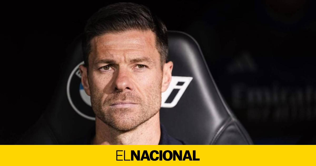 Los críticos del vestuario presionan a Xabi Alonso, quien comienza a perder el respaldo en el Real Madrid.