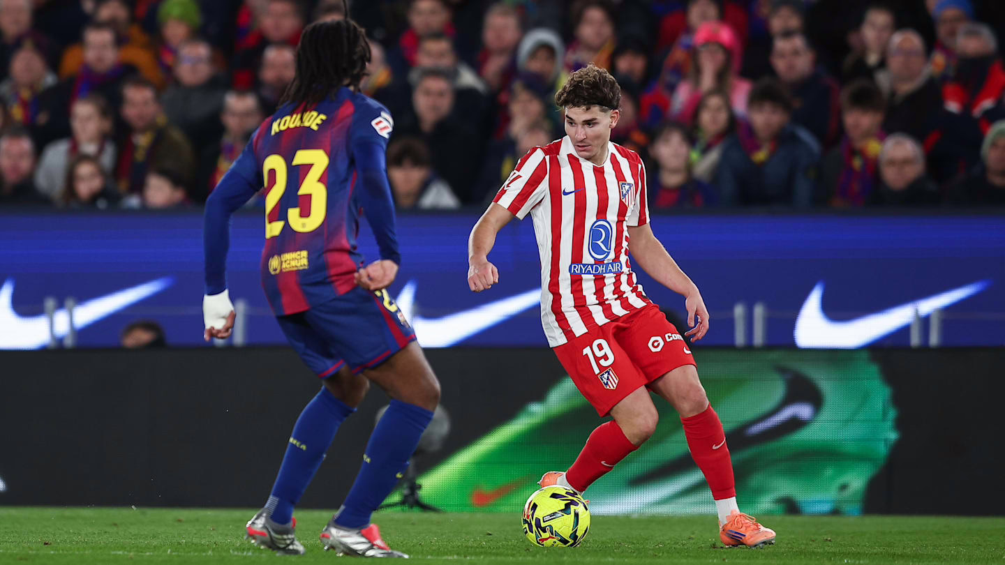 Comentarios que emocionan a los seguidores del Barcelona sobre la posible contratación de Julián Álvarez.