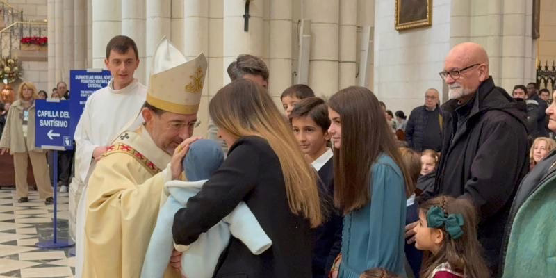 Archidiócesis de Madrid - María Bazal, delegada episcopal de Familia y Vida: «Requerimos familias que actúen como iglesias en el hogar, valientes en su fidelidad y alegría»