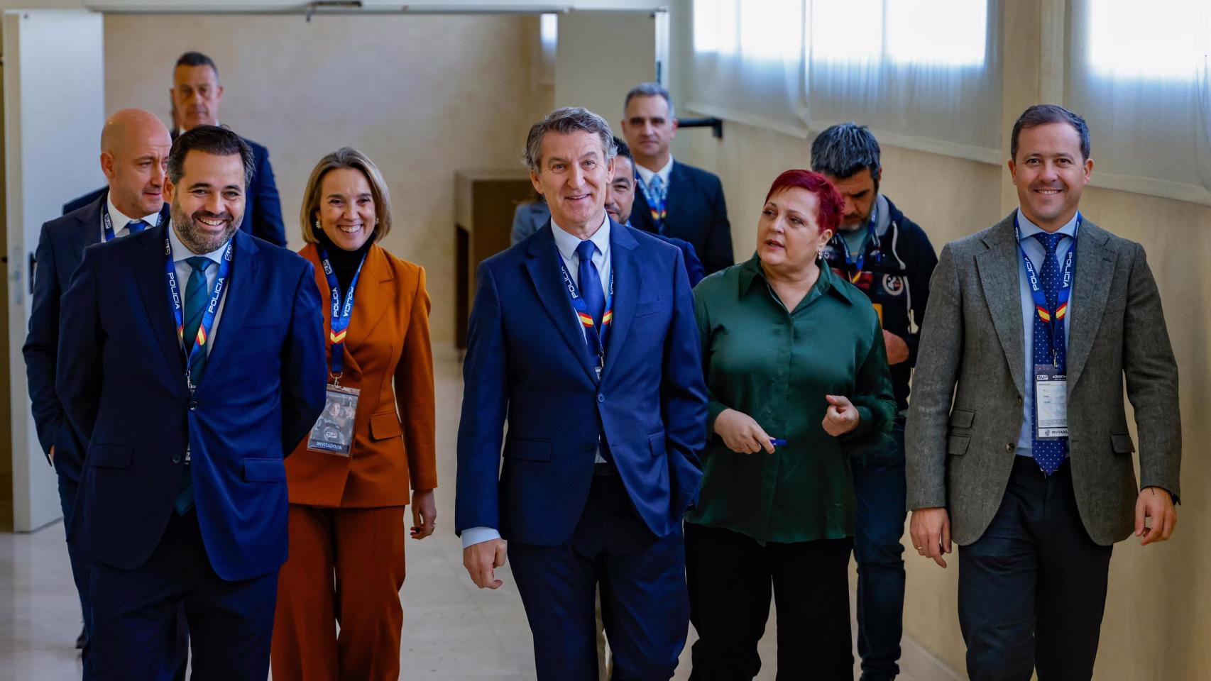 No vamos a juzgar a quien muestra coherencia en un partido que carece de ella.