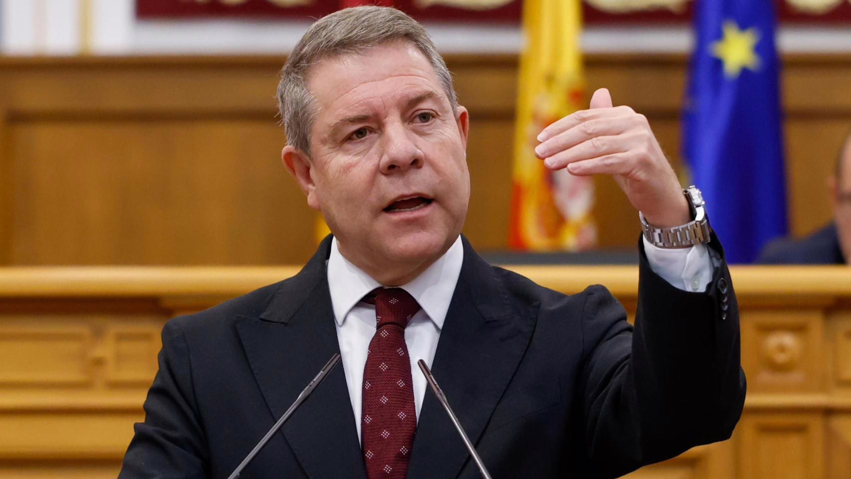 Page sostiene que el PSOE debe ser "para su gente" y no para sus líderes, a fin de detener su "pérdida de credibilidad".