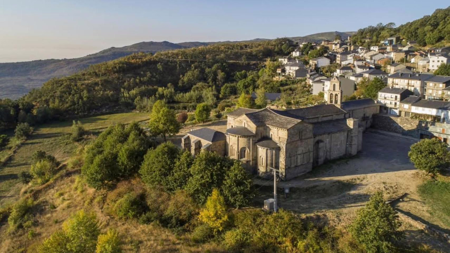 La Diputación de Zamora actualiza las rutas de Sanabria con códigos QR y herramientas digitales innovadoras.