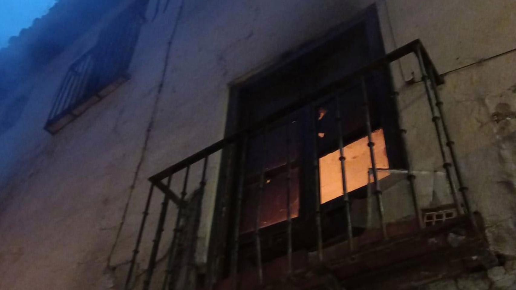 Adultos y niños habitaban en condiciones de "falta de salubridad".