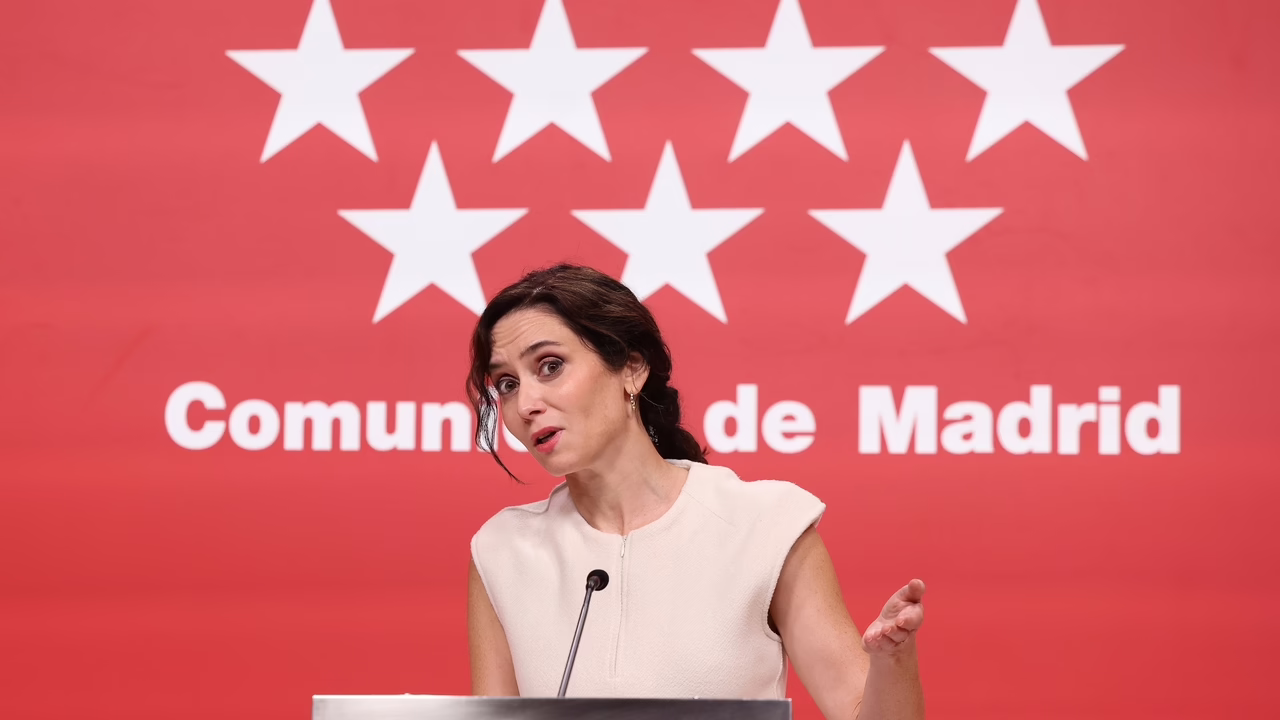 Ayuso enfrenta a Sánchez en la semana de la incomodidad sexual.