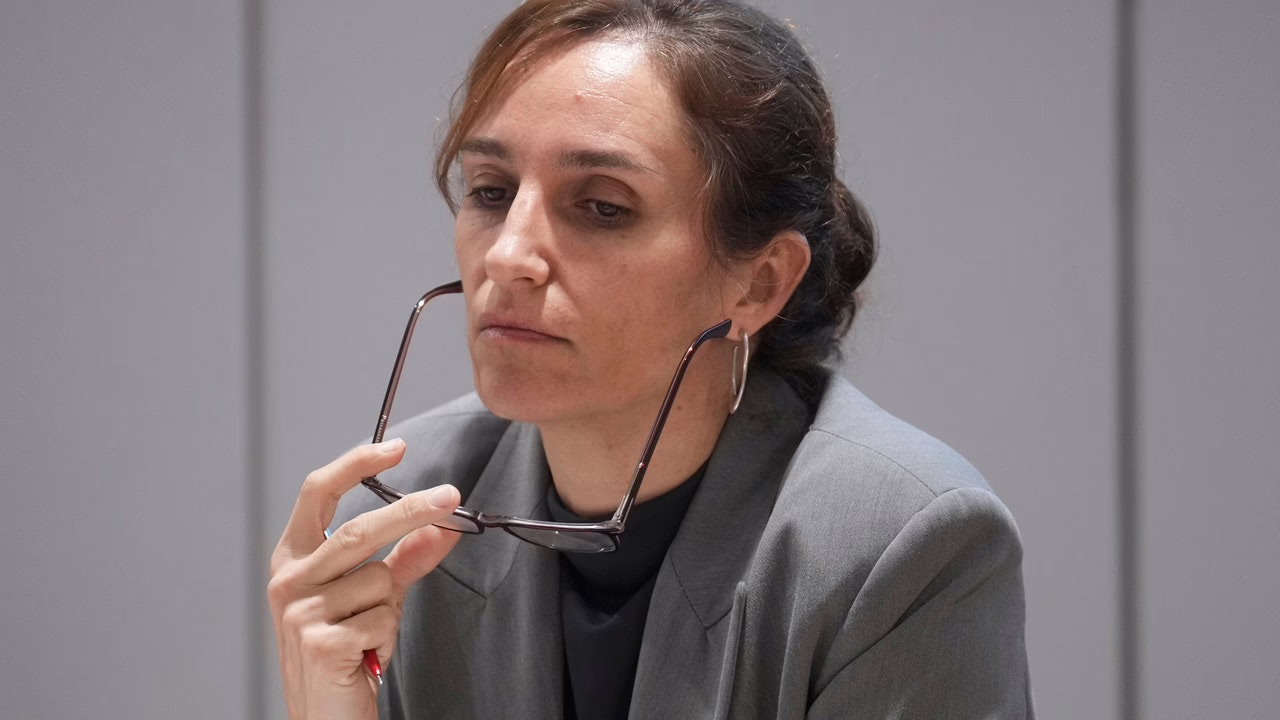 Mónica García: una ministra polémica con miedo a visitar los hospitales.