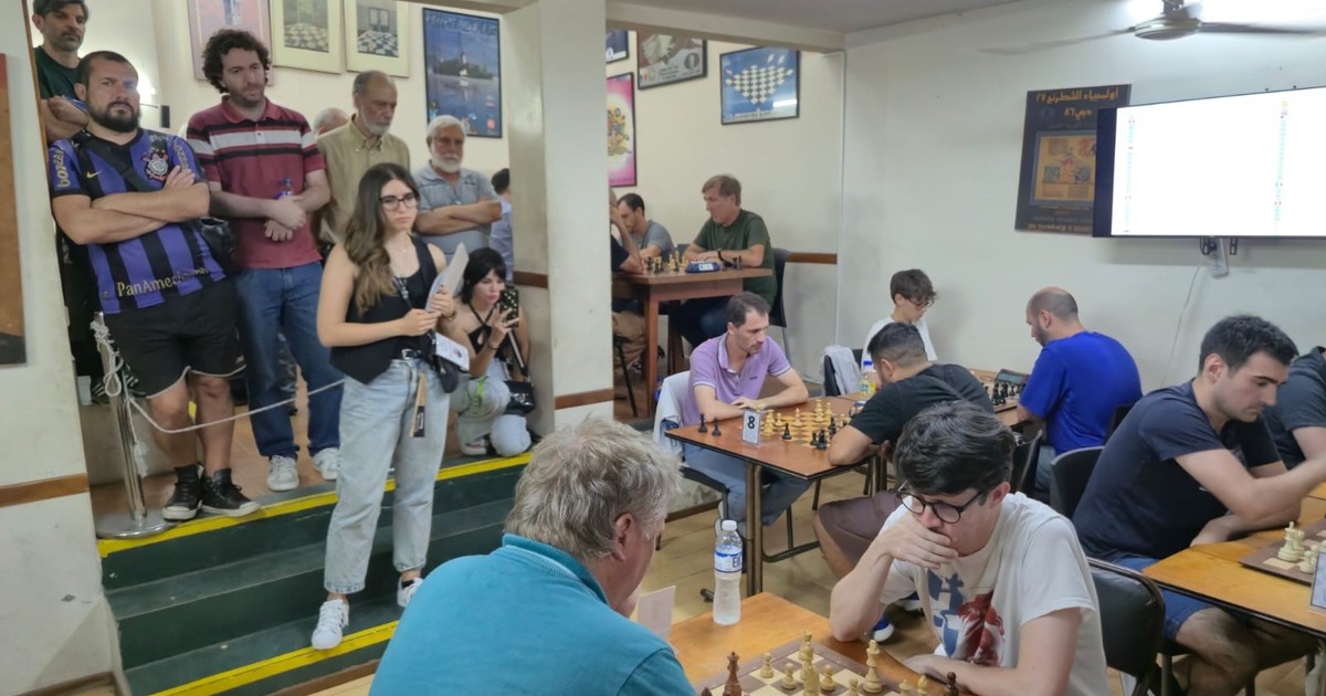 Cuando el ajedrez es la excusa perfecta para compartir una noche de partidas, anécdotas, fernet y milangas con grandes maestros