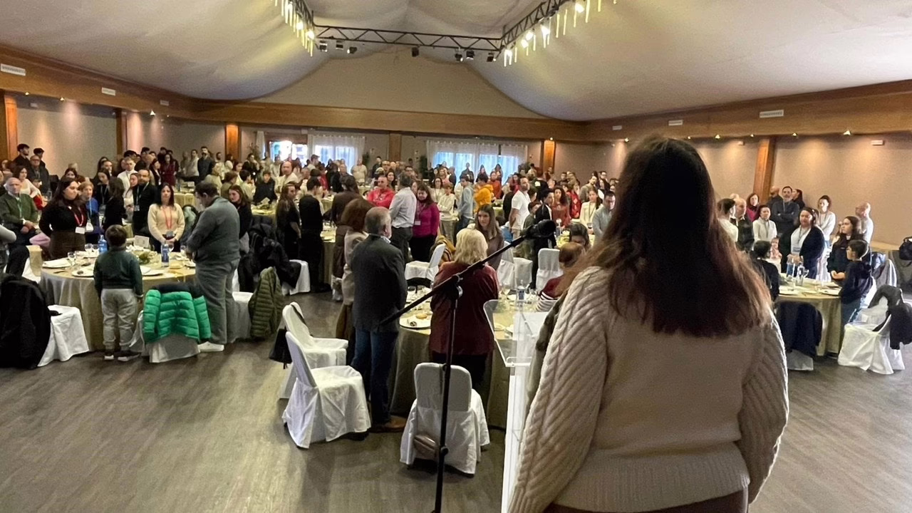 La Asociación de Víctimas del Terrorismo congrega a más de 250 personas en su décima sexta reunión nacional en Madrid.
