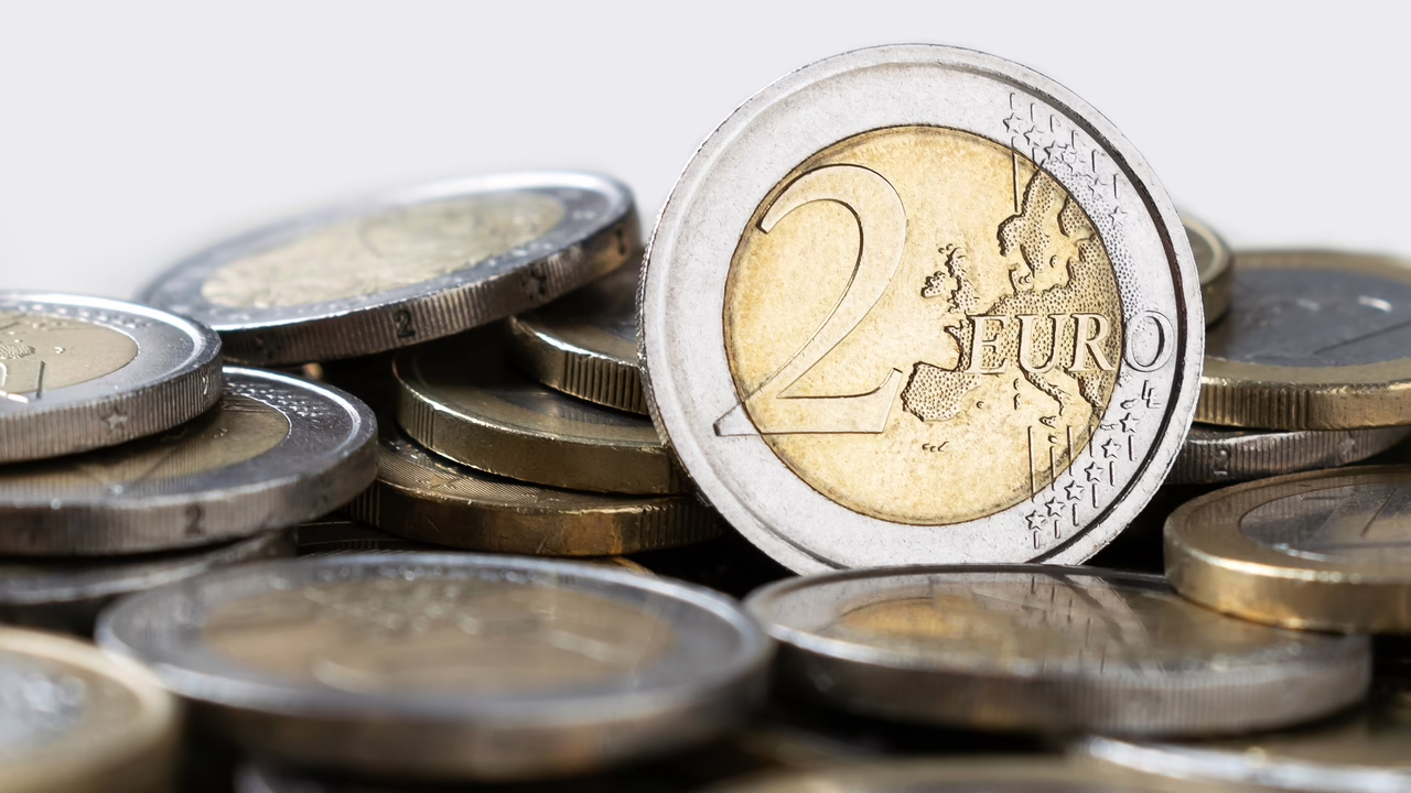 Estas monedas perderán su valor y aquí te mostramos cómo identificarlas.