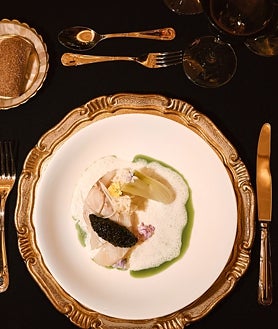 Imagen secundaria 2 - La cena de Nochevieja en el hotel Four Seasons Madrid tiene un precio