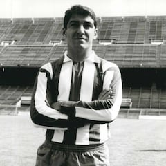 El Atlético rinde homenaje a Collar
