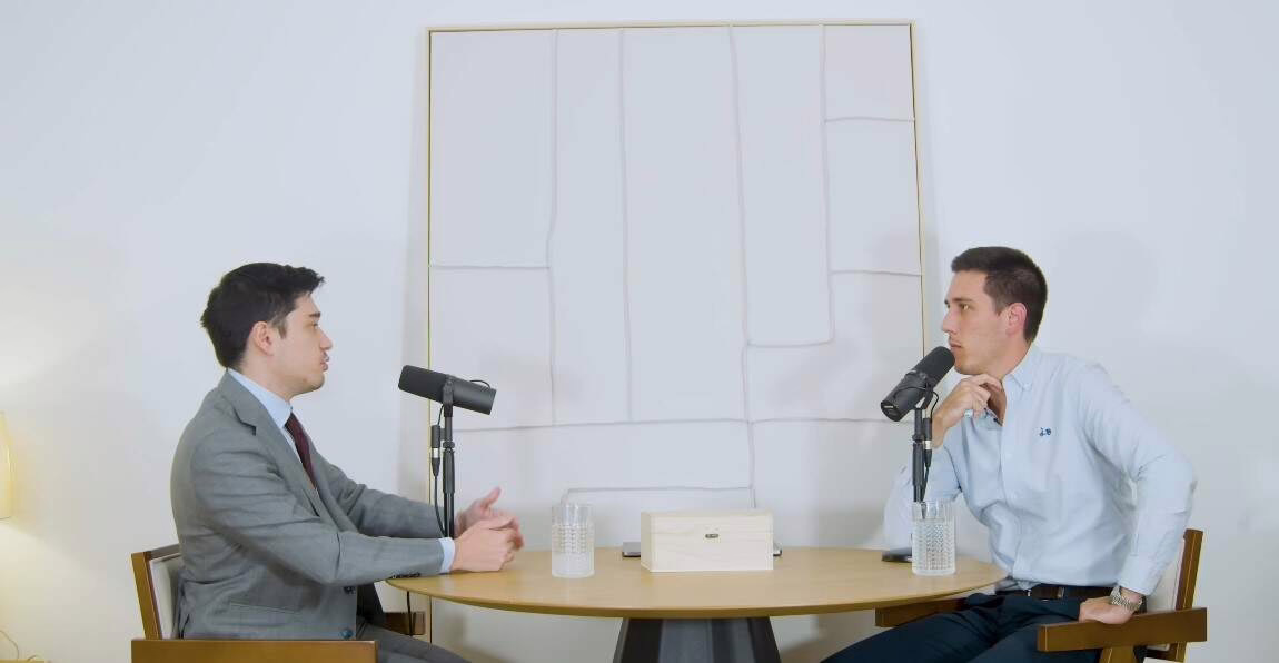 Víctor Domínguez, conocido como el Wall Street Wolverine, critica la censura en Meta y examina el panorama político de España en el Quorvm Podcast.