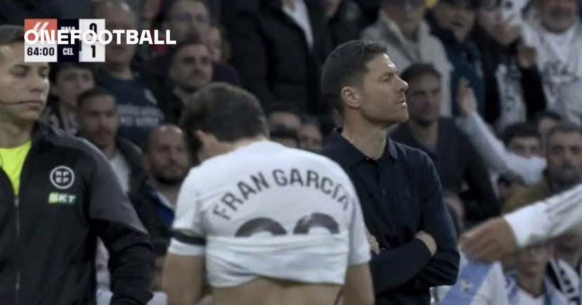 Fran García recibió dos tarjetas amarillas en un solo minuto, dejando al Real Madrid con un jugador menos.