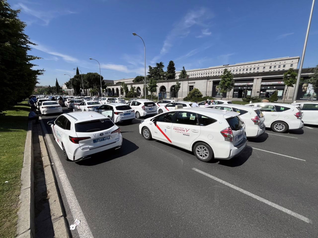 Revisión de Precios del Taxi en Madrid 2026: Aumento del 2,38% y Nuevas Tarifas Establecidas.