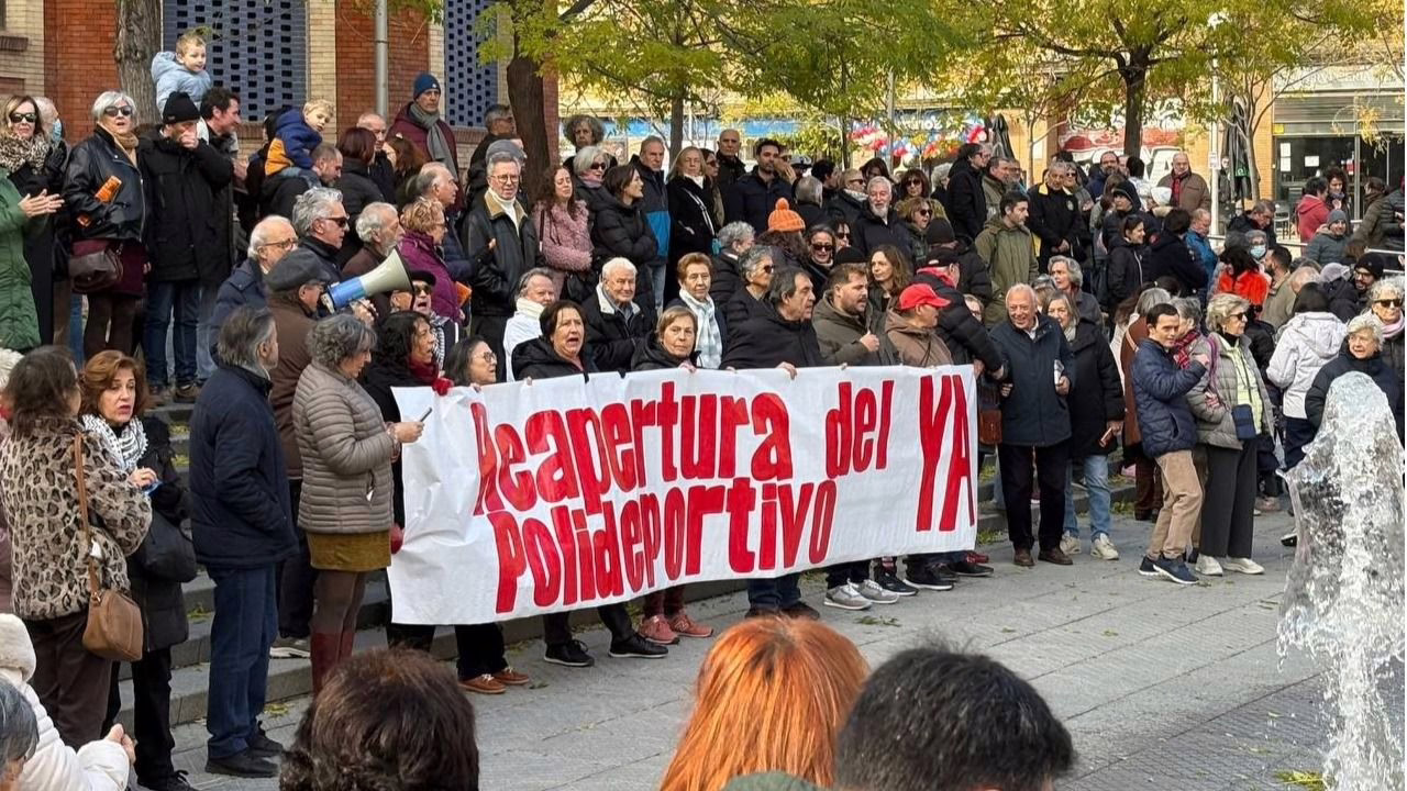 Nueva manifestación en Retiro para solicitar la reactivación del polideportivo Daoiz y Velarde.
