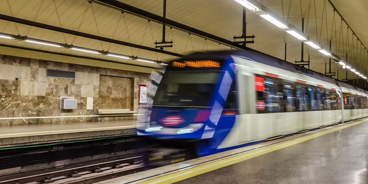 La Comunidad actualiza y optimiza el sistema de gestión energética del Metro de Madrid.