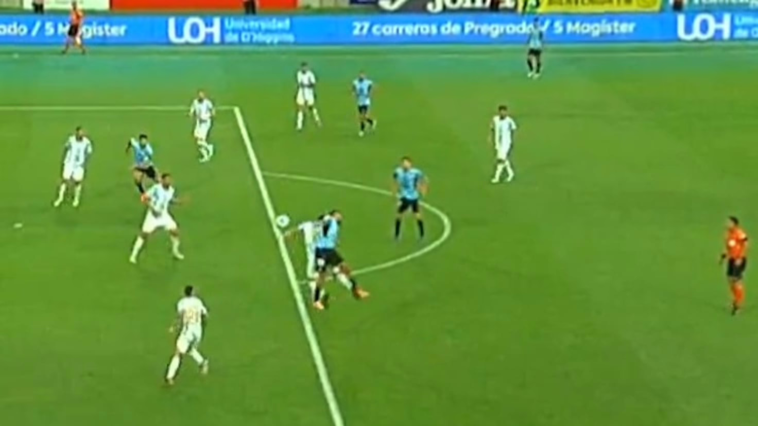 El penal a favor de O’Higgins que impidió a la U acceder a la Copa Libertadores: controversia acalorada en Chile.