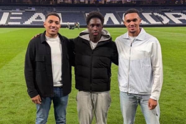El joven talento del LFC llega al Real Madrid junto a Trent.