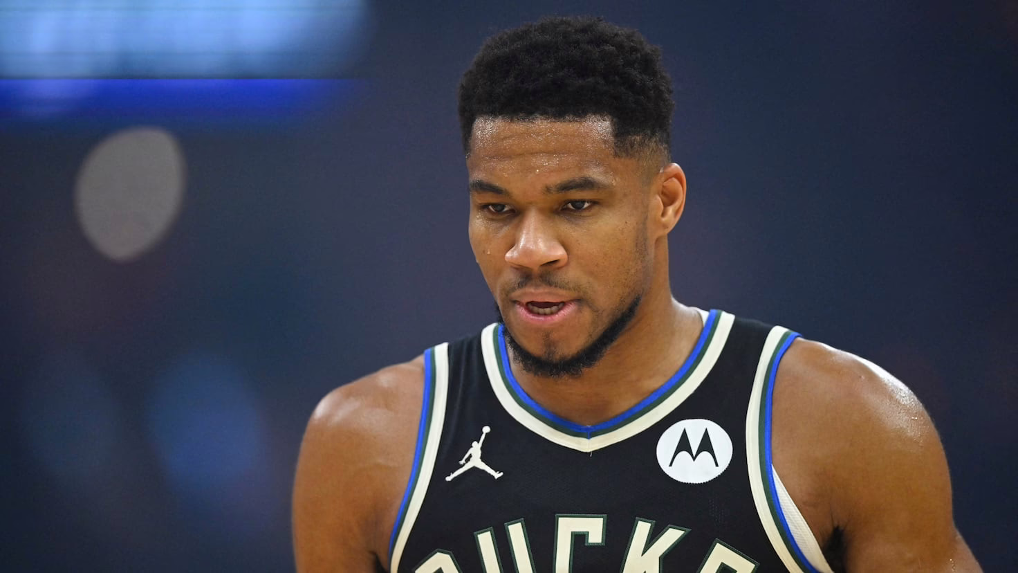 NBA: Antetokounmpo activa la alarma roja.