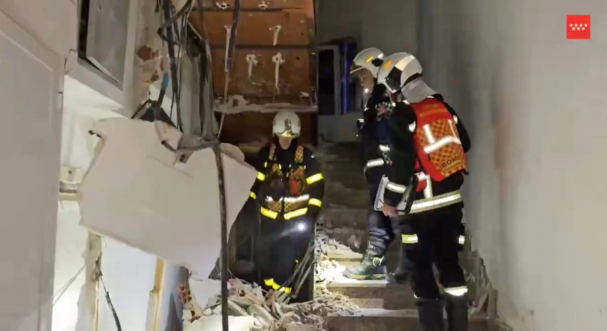 Una explosión en una casa de Moraleja de Enmedio (Madrid) causa serios daños al edificio y requiere el rescate de tres residentes | Noticias de Madrid