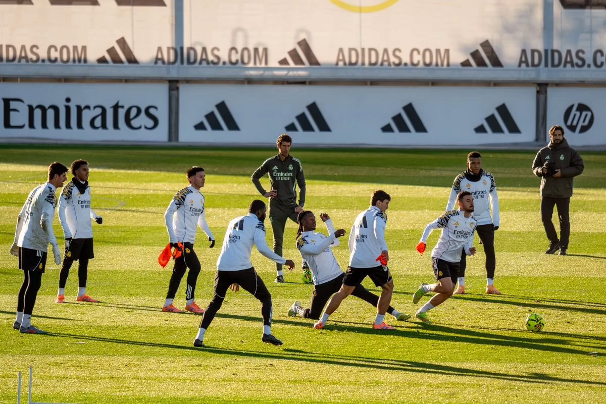 Mendy sufre otra lesión justo antes de su viaje a Bilbao.