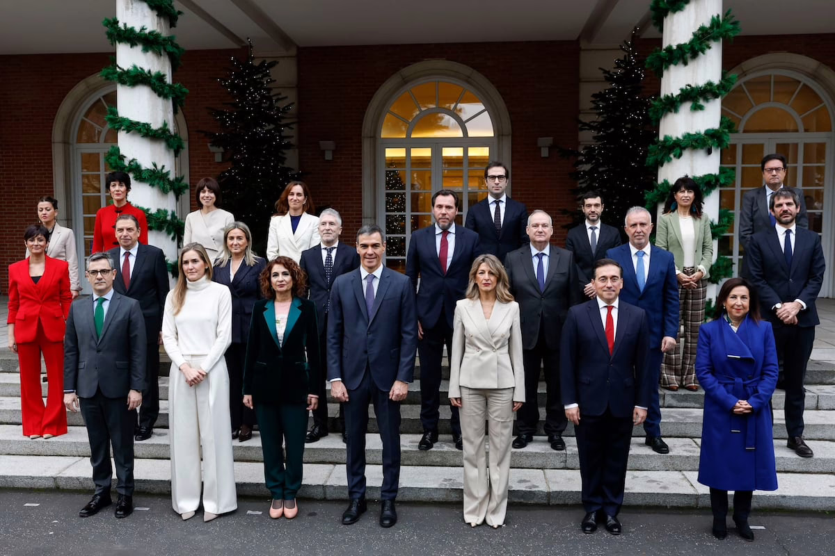 Sánchez solicita a los ministros implementar medidas sociales independientes del Congreso para reactivar la situación | España