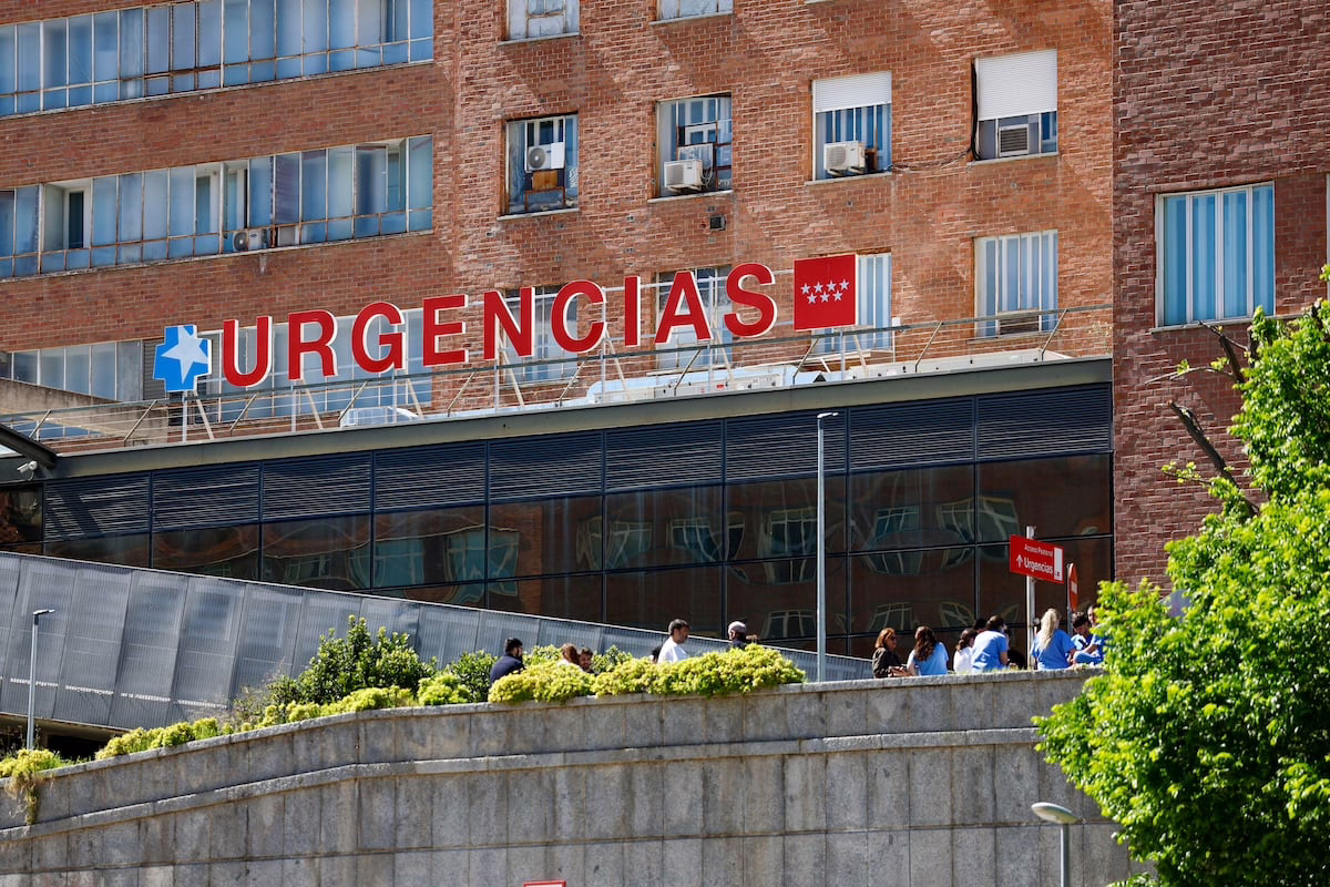 Noche alarmante en las Urgencias de Madrid: camas temporales en salas de espera, personal agotado y pacientes oncológicos sin atención médica | Noticias de Madrid