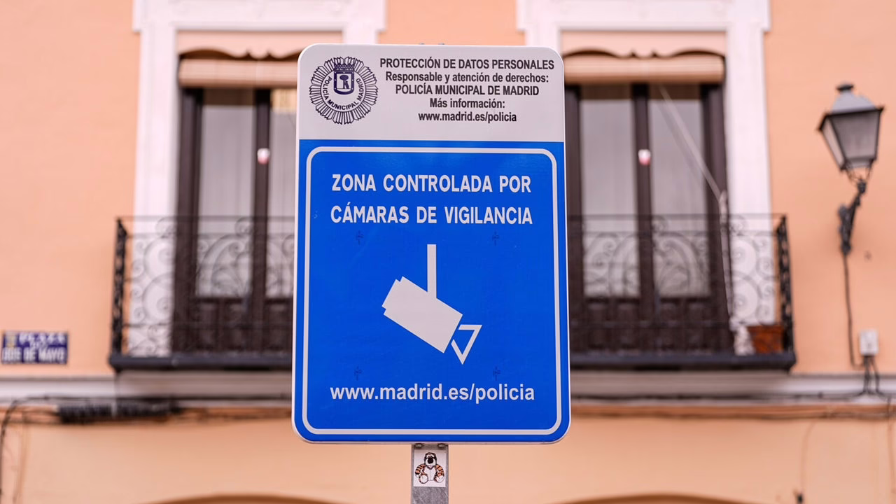 Este vecindario de Usera ha inaugurado nuevas cámaras de seguridad.
