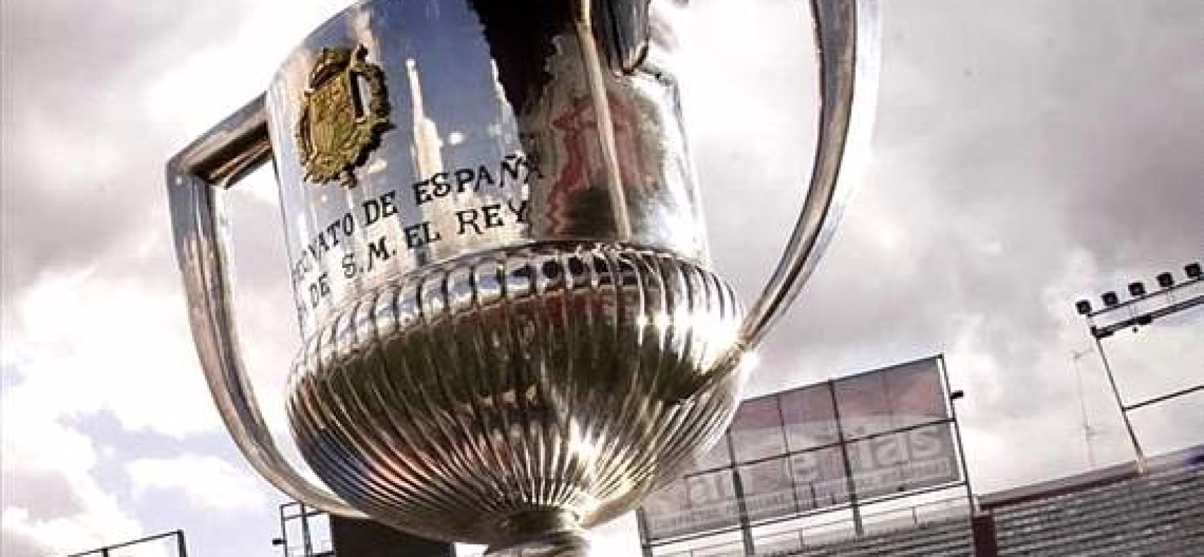 Real Madrid contra Talavera y Barcelona frente a Guadalajara, los emparejamientos de dieciseisavos en la Copa del Rey.