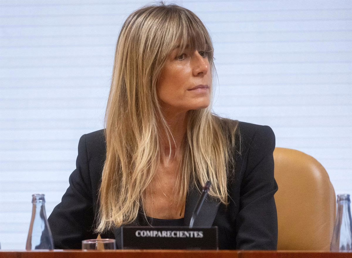 La Asociación de Abogados del Estado afirma que la firma de documentos de Begoña Gómez en la UCM no requiere una titulación particular.