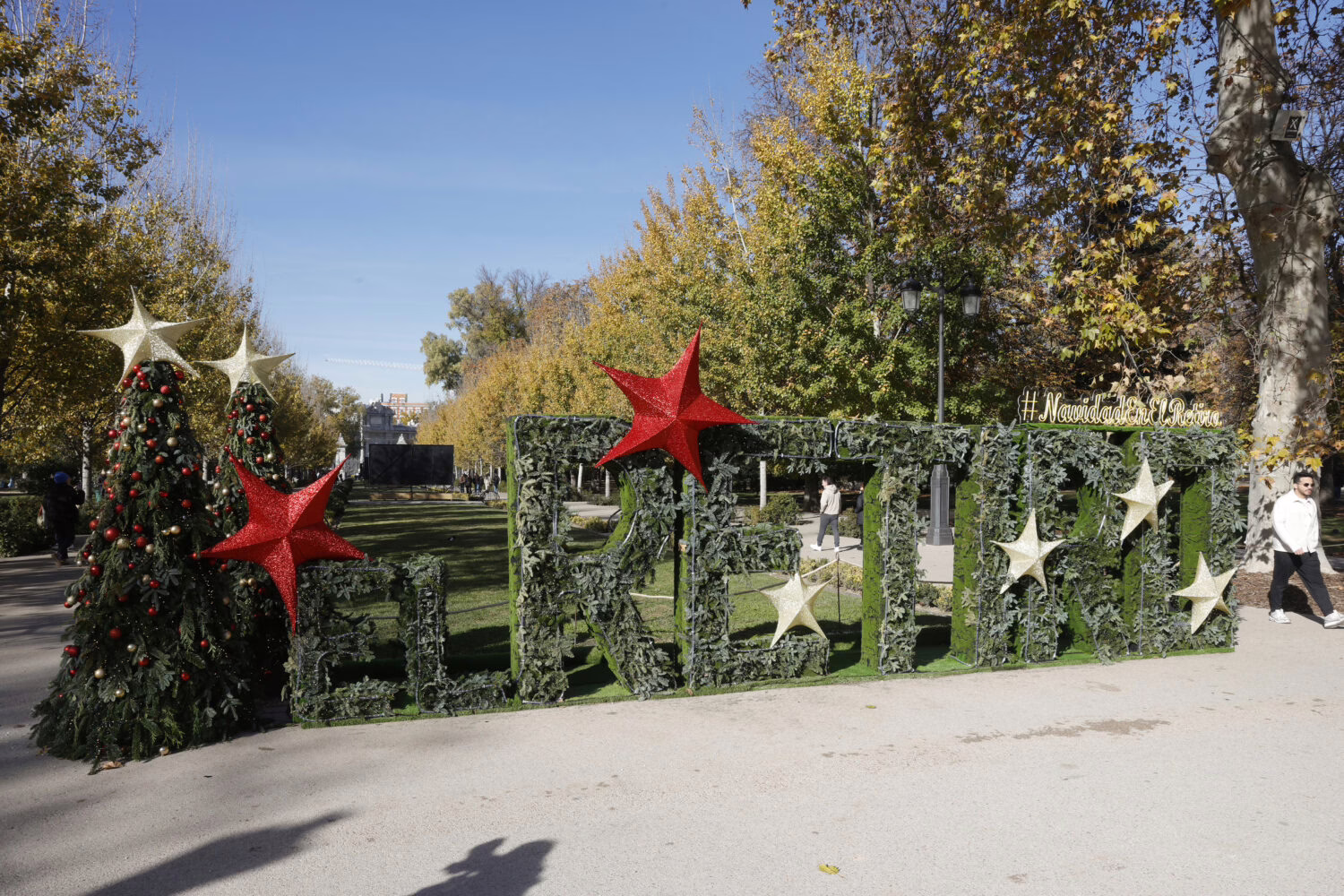 Explora el Nuevo Espacio Navideño en El Retiro: ¡Ideal para Fotos y Redes Sociales!