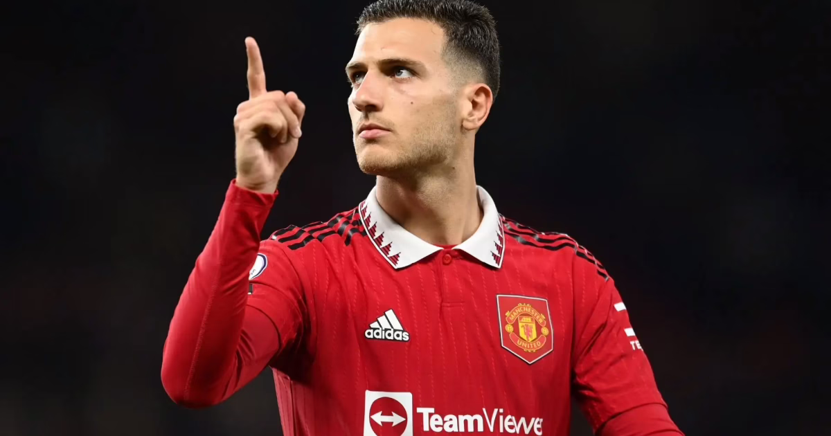 Real Madrid y Atlético de Madrid buscan fichar a Diogo Dalot.