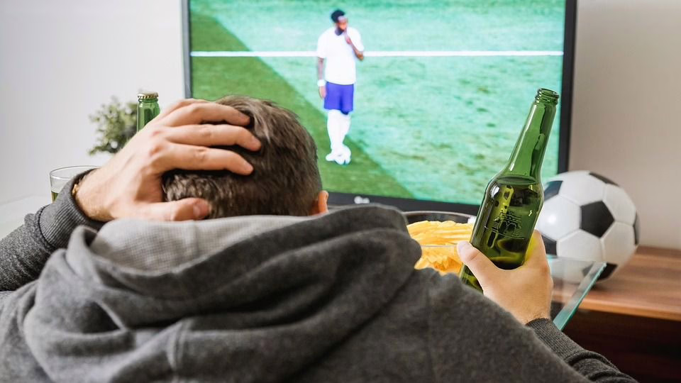 El esquema visual del fútbol y el conflicto entre clubes de élite y equipos menores.