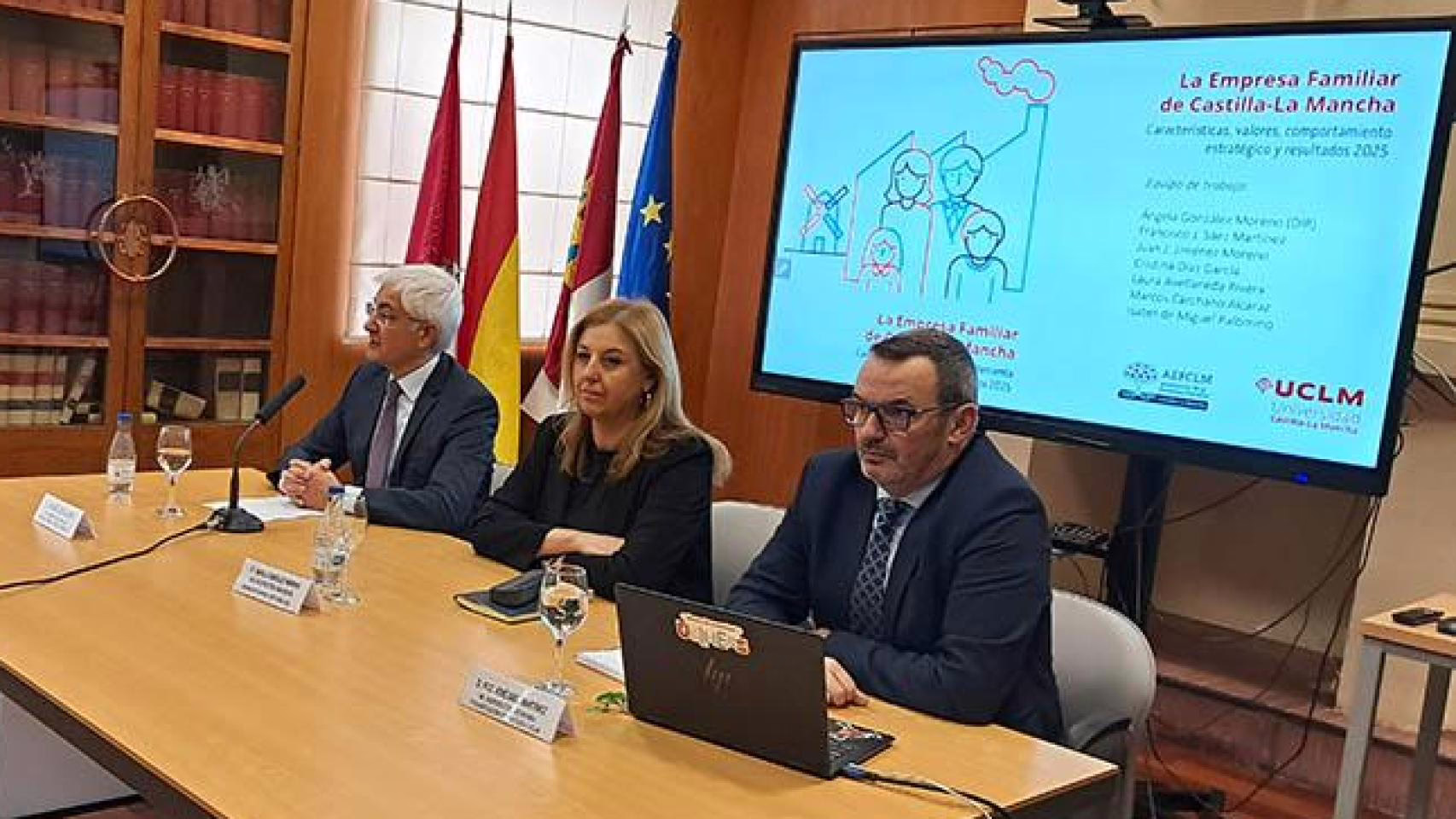 más del 80 % del trabajo y de la contribución económica