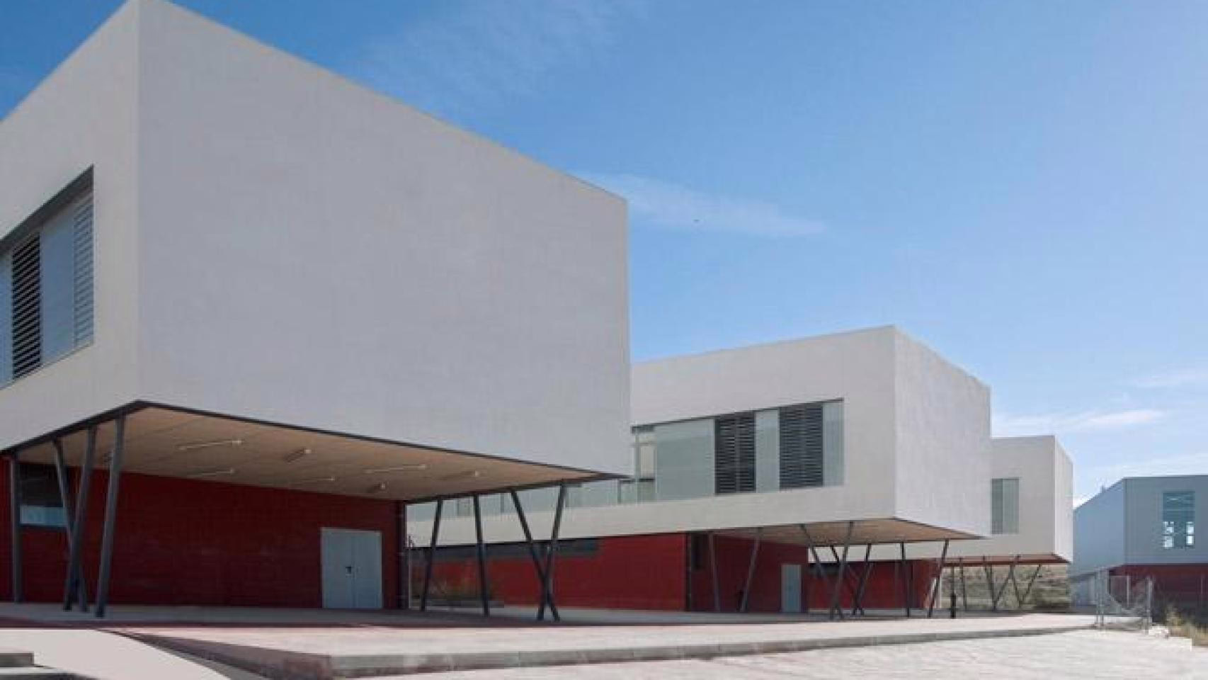 Un docente del instituto Margarita Salas de Seseña agredió al director en un aula frente a los estudiantes.