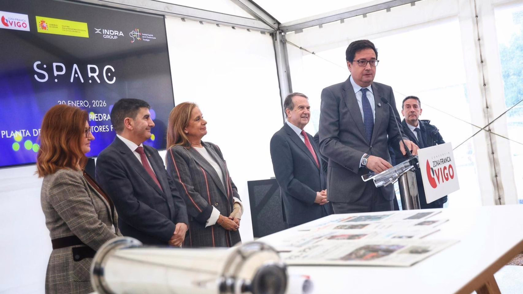 Concello, Zona Franca y Gobierno inician la construcción del "gran proyecto tecnológico" de Vigo.