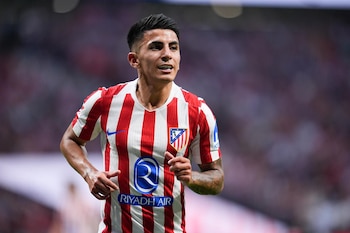 Thiago Almada podría salir del