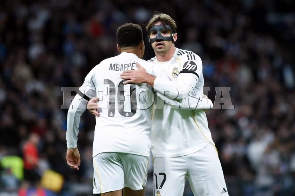 Real Madrid encabeza la lista de equipos con los mayores ingresos anuales.