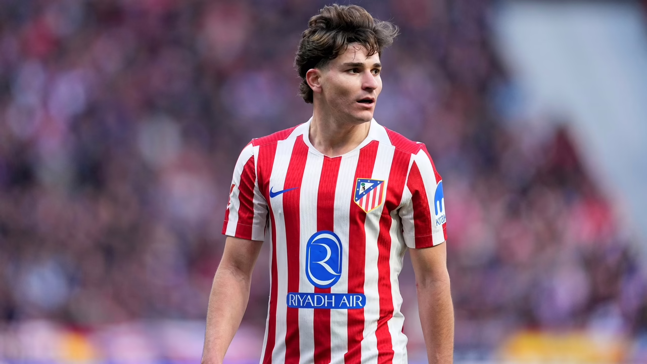 El representante de Julián Álvarez aclara la situación respecto al Barça: "No es cierto..."