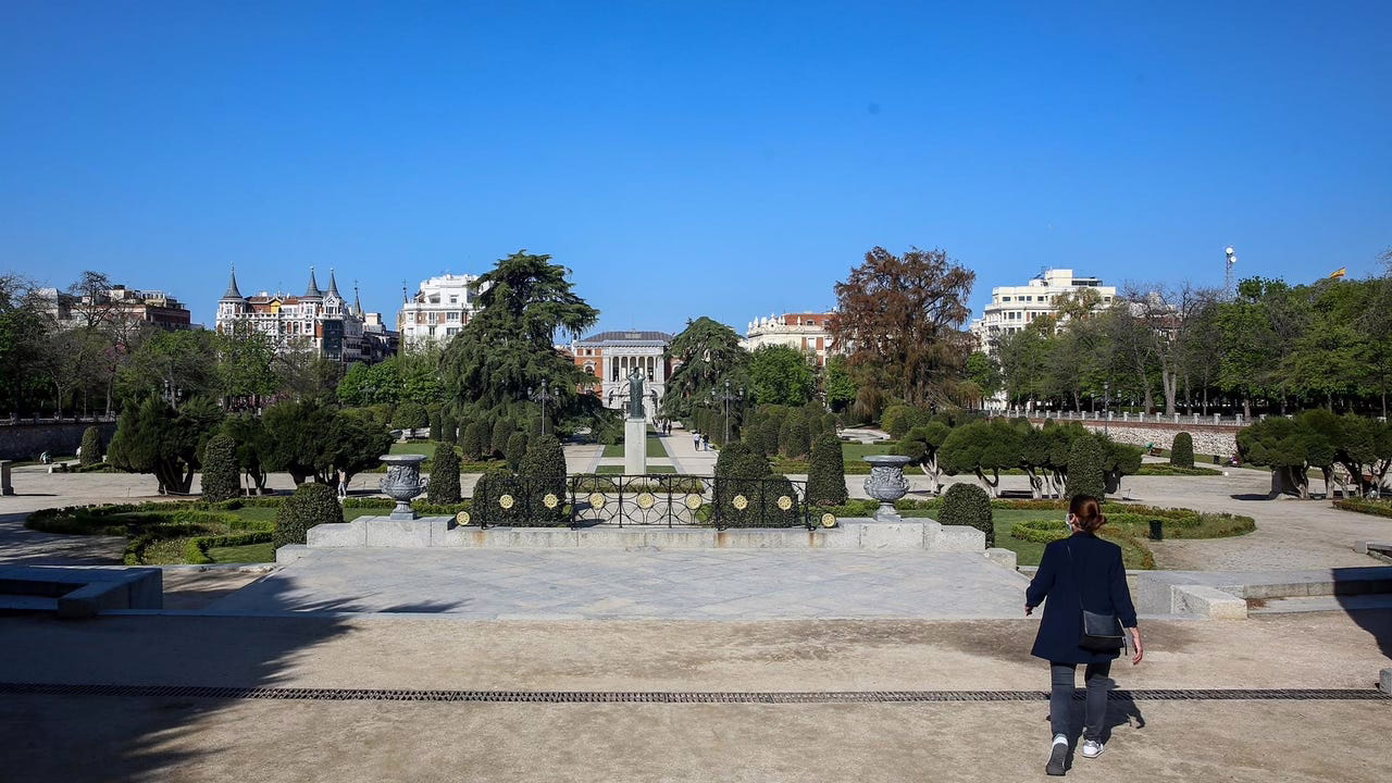 El Retiro y otros ocho importantes parques cerrarán hoy a las 21:00 horas.