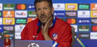 El entrenador del Atlético de Madrid, Diego Pablo Simeone, responde a las preguntas de los periodistas en la previa del crucial partido de la UEFA Champions League. El técnico argentino zanja polémicas, analiza al rival y habla sobre el mercado de fichajes.