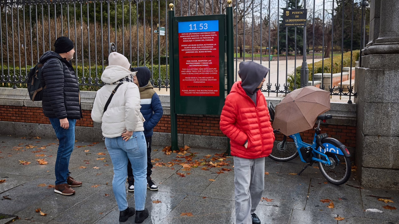 El Retiro y otros ocho parques cierran sus puertas hoy.