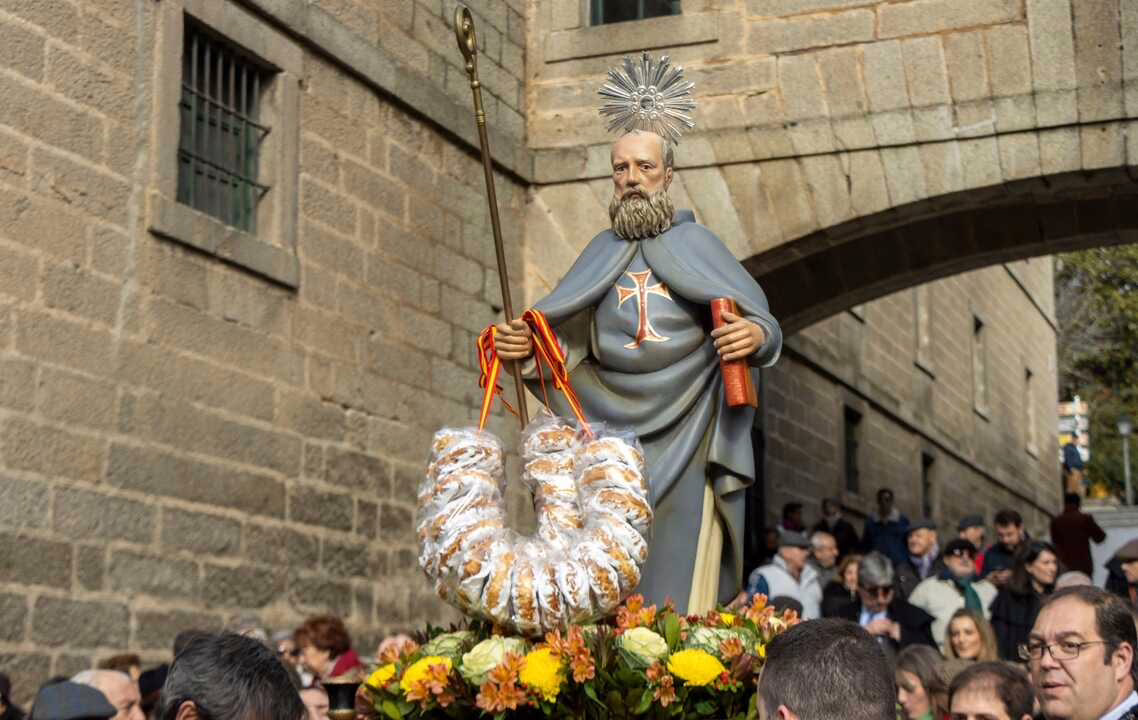 San Antón en San Lorenzo de El Escorial: desfile y ceremonial de bendición
