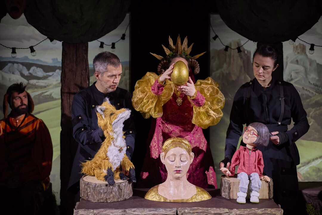 El Real Teatro de Retiro presenta "La niña que cambiará el destino del mundo".