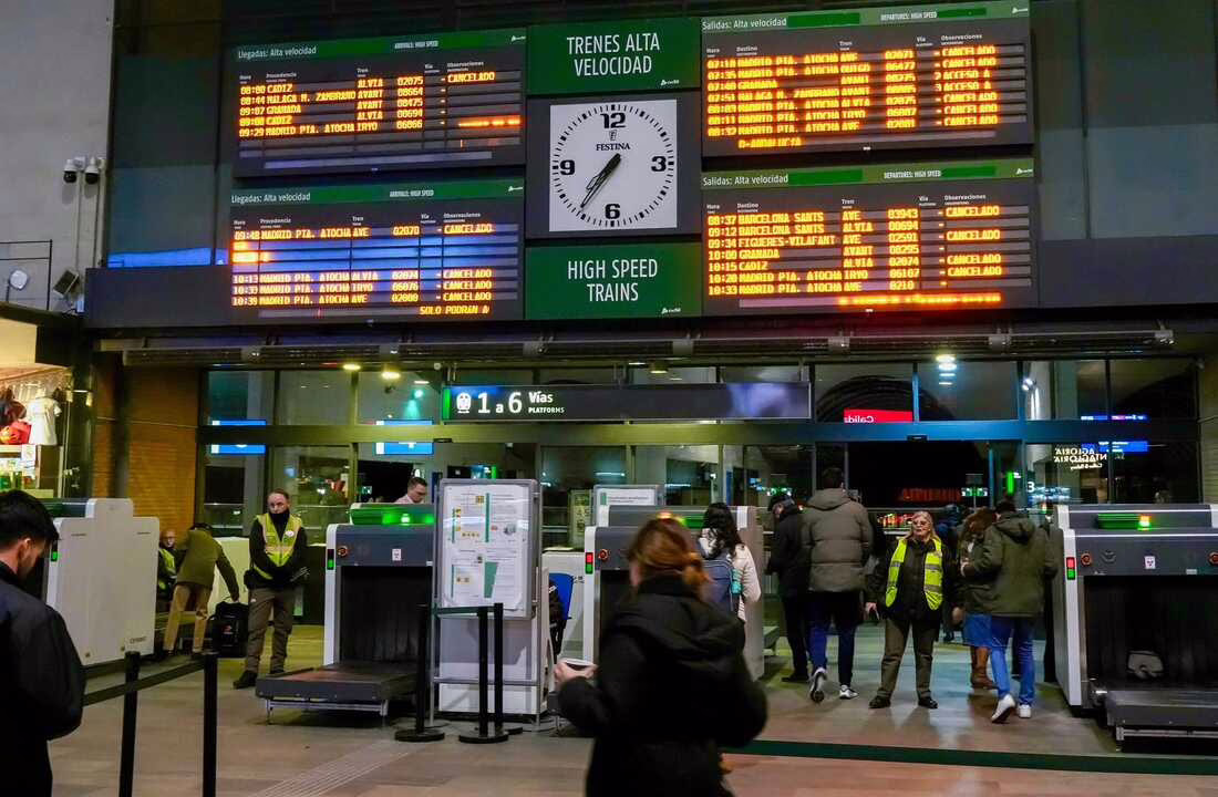 Iryo suspende todos sus servicios de tren y Renfe elabora un plan de transporte por autobús.