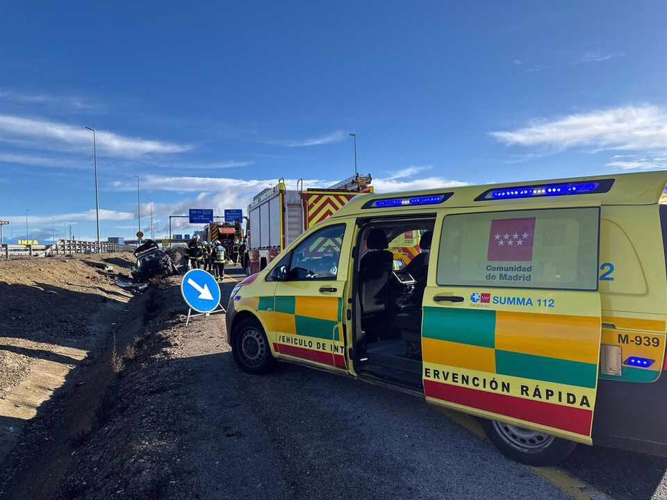 Una joven sufre lesiones graves tras un incidente en la A-5 en Móstoles.