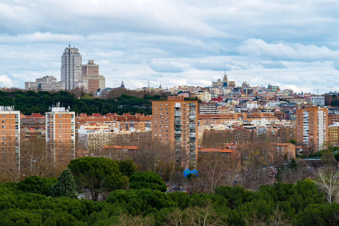 Madrid recibe una calificación destacada (7,7) en la satisfacción de sus habitantes.