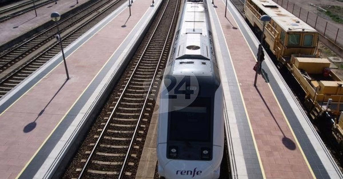 Adif reduce la velocidad a 60 km/h entre Segovia y Garcillán debido a una "deformación en la vía" del AVE hacia Madrid.