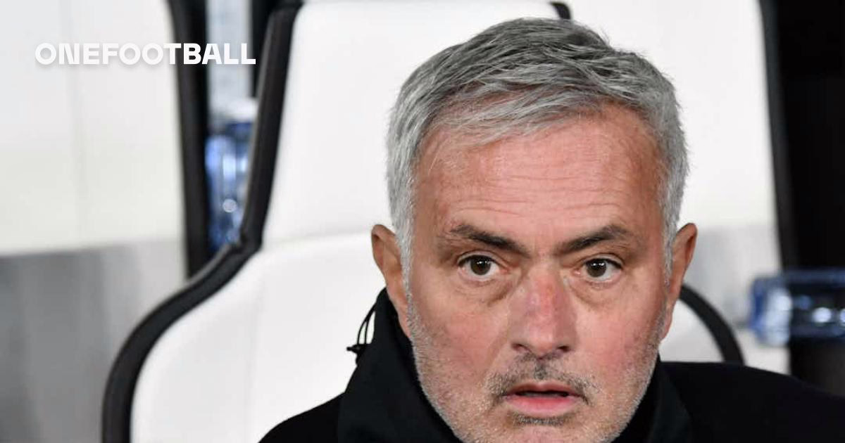 Mourinho tranquiliza a Rui Costa sobre su permanencia en el Benfica a pesar de los rumores con el Real Madrid.