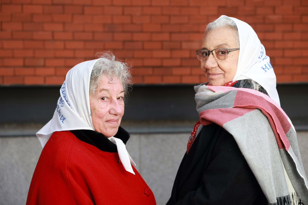 Las abuelas y madres de la Plaza de Mayo son homenajeadas en Madrid con el premio Abogados de Atocha: “La memoria debe ser productiva” | Noticias de Madrid