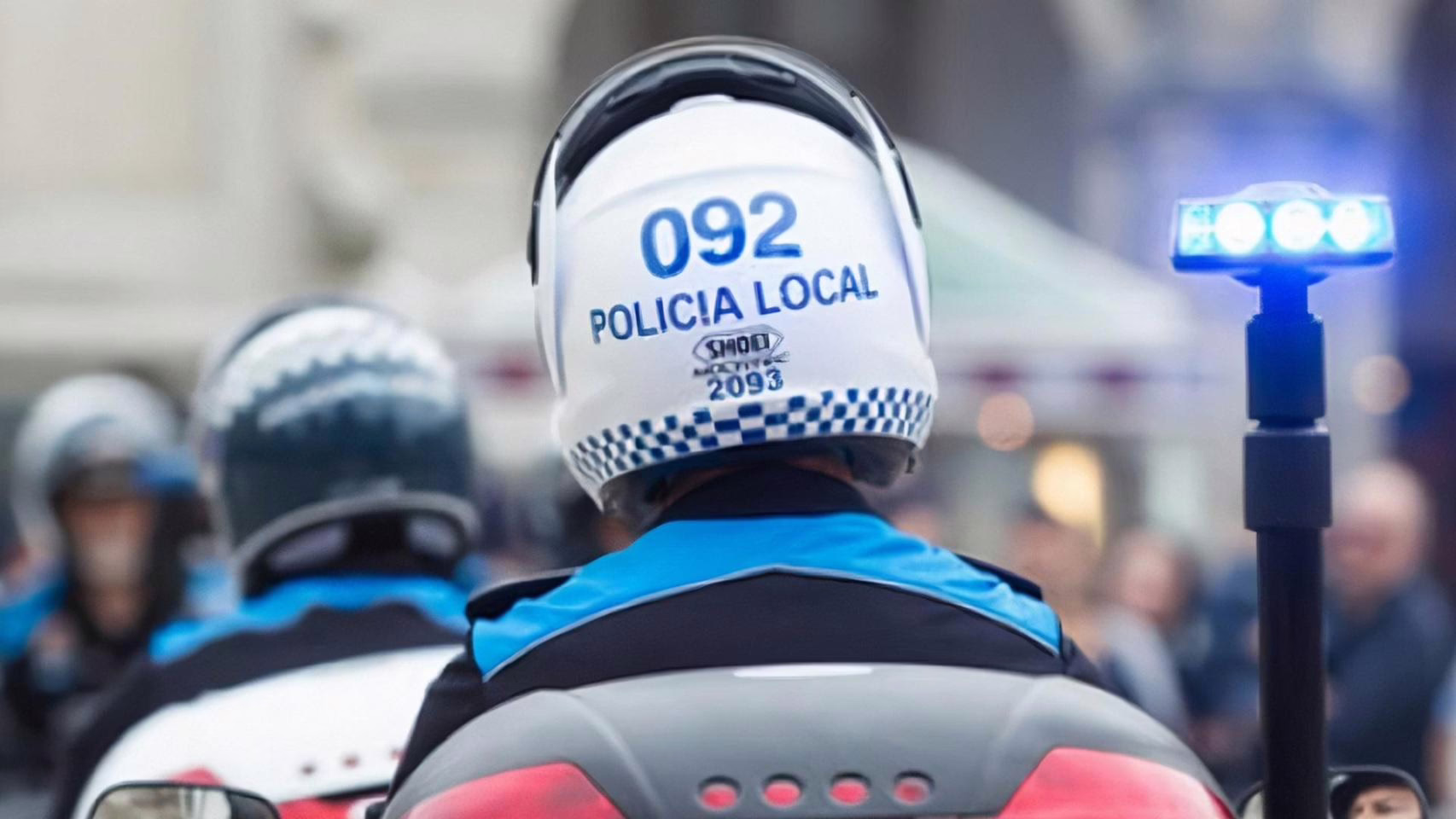Dos agentes de la policía en A Coruña sufren lesiones tras un incidente en el barrio de Matogrande.